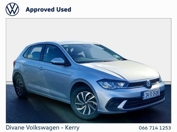 Volkswagen Polo Hatchback, Petrol, 2024, Silver