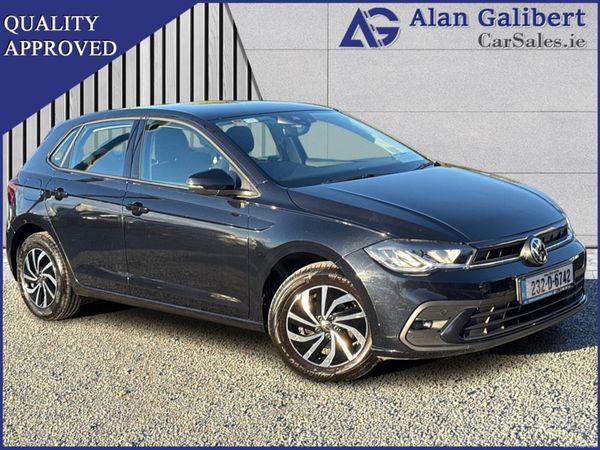 Volkswagen Polo Hatchback, Petrol, 2023, Black