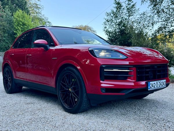 Porsche Cayenne SUV, Petrol Plug-in Hybrid, 2024, Red