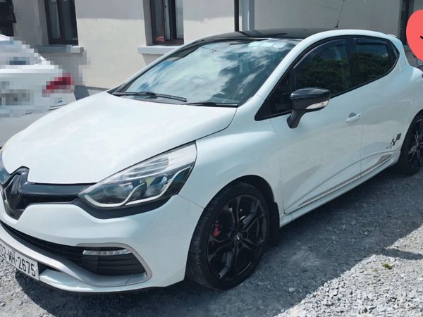 Renault Clio Hatchback, Petrol, 2013, White