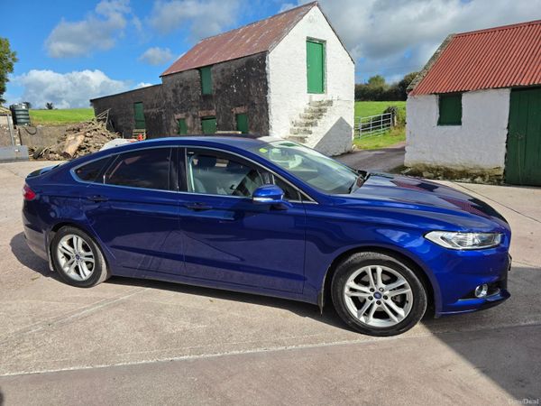 Ford Mondeo Hatchback, Diesel, 2015, Blue