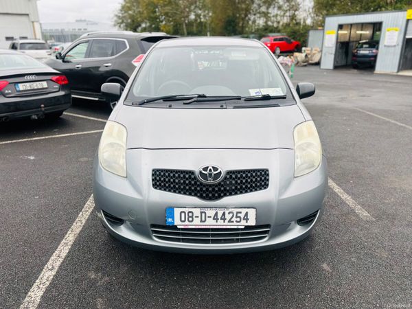 Toyota Yaris Hatchback, Petrol, 2008, Silver