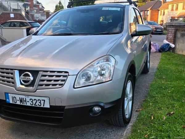Nissan Qashqai Hatchback, Diesel, 2010, Silver