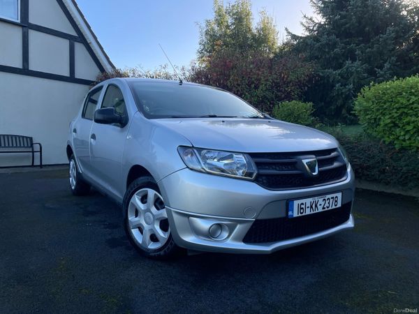 Dacia Sandero Hatchback, Petrol, 2016, Silver