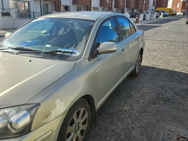 Toyota Avensis Saloon, Petrol, 2008, Green