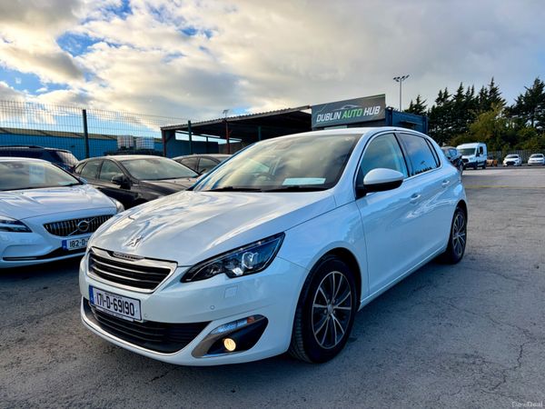 Peugeot 308 Hatchback, Petrol, 2017, White