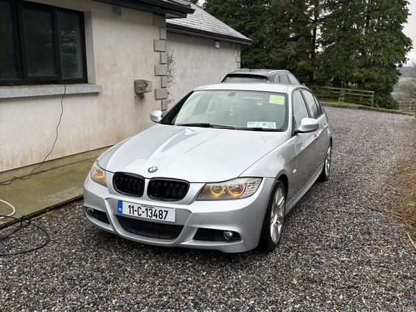 BMW 3-Series Saloon, Diesel, 2011, Silver