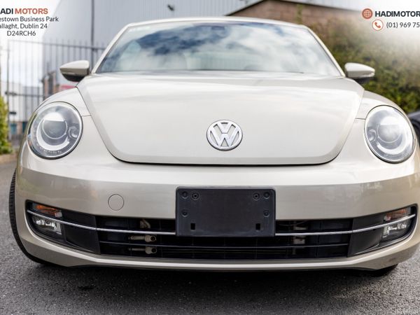 Volkswagen Beetle Hatchback, Petrol, 2016, Gold