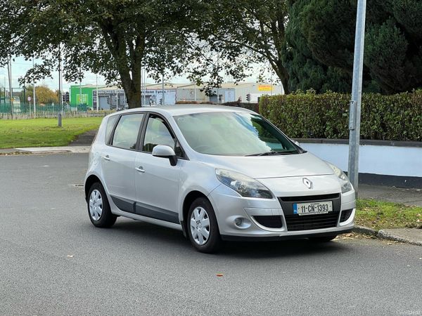 Renault Scenic MPV, Diesel, 2011, Silver