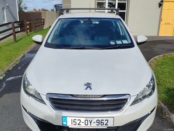 Peugeot 308 Hatchback, Diesel, 2015, White
