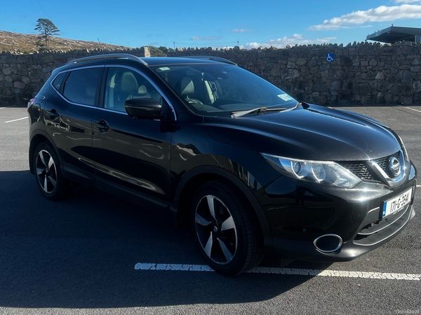 Nissan Qashqai SUV, Diesel, 2017, Black