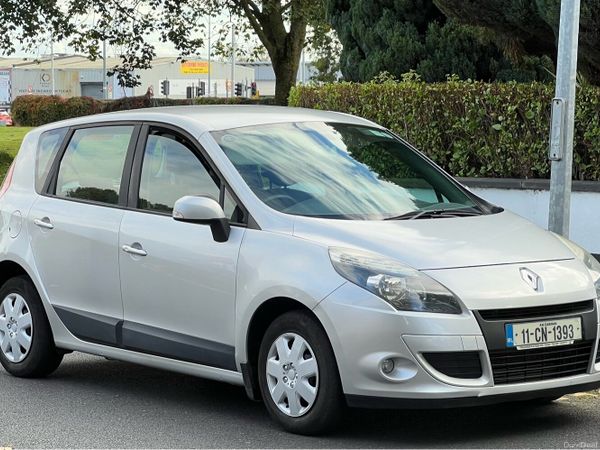 Renault Scenic MPV, Diesel, 2011, Silver