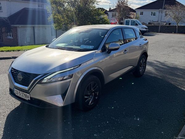 Nissan Qashqai MPV, Petrol, 2022, Grey