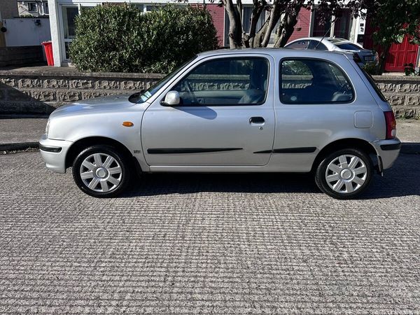 Nissan Micra Hatchback, Petrol, 2000, Silver