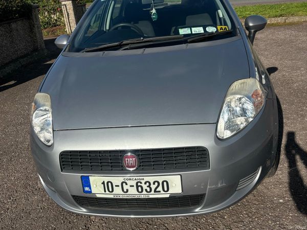 Fiat Punto Hatchback, Petrol, 2010, Grey