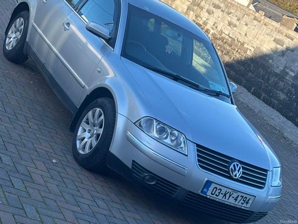 Volkswagen Passat Saloon, Diesel, 2003, Silver