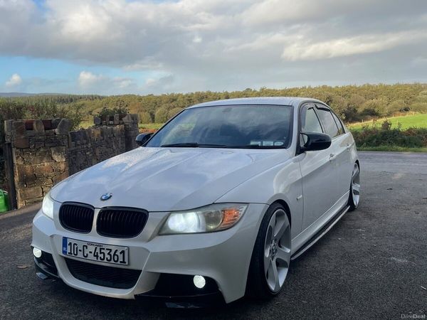 BMW 3-Series Saloon, Diesel, 2010, White