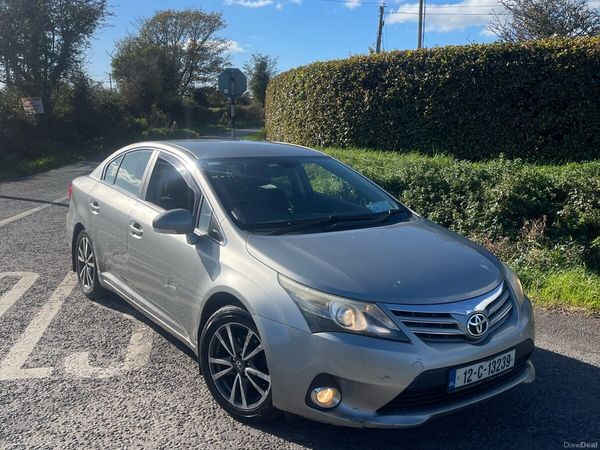 Toyota Avensis Saloon, Diesel, 2012, Grey