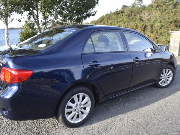 Toyota Corolla Saloon, Diesel, 2010, Blue