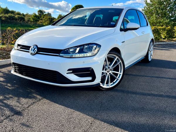 Volkswagen Golf Hatchback, Petrol, 2017, White