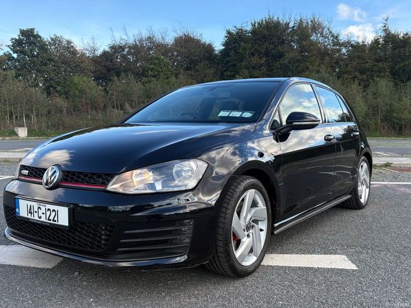 Volkswagen Golf Hatchback, Petrol, 2014, Black