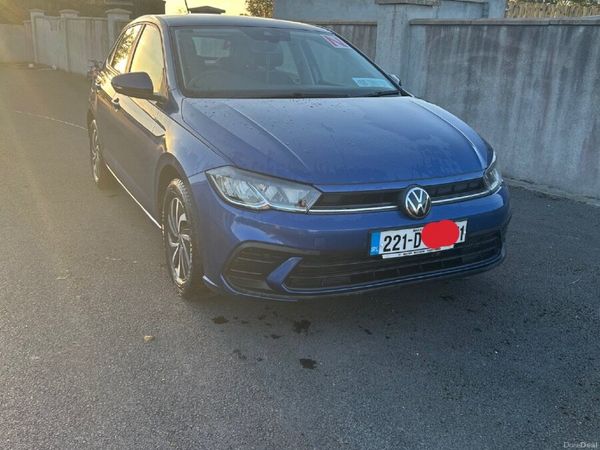 Volkswagen Polo Hatchback, Petrol, 2022, Blue
