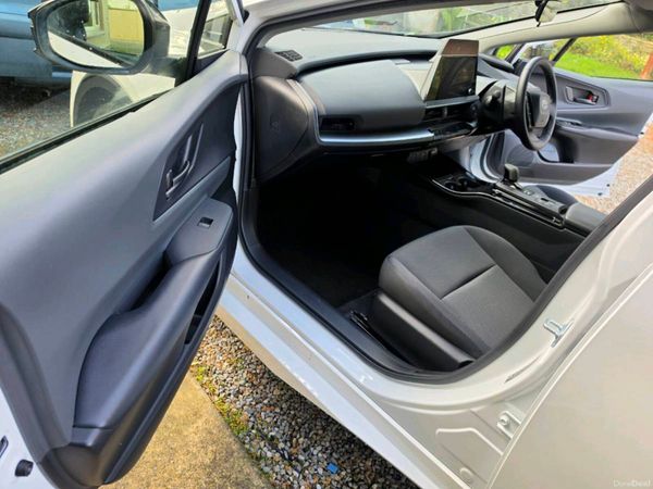 Toyota Prius Hatchback, Petrol Hybrid, 2023, White