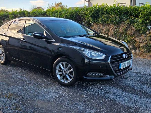 Hyundai i40 Saloon, Diesel, 2017, Black