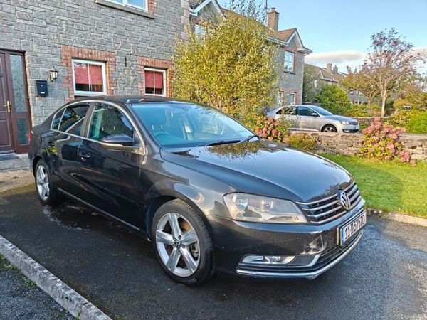 Volkswagen Passat Saloon, Diesel, 2011, Black
