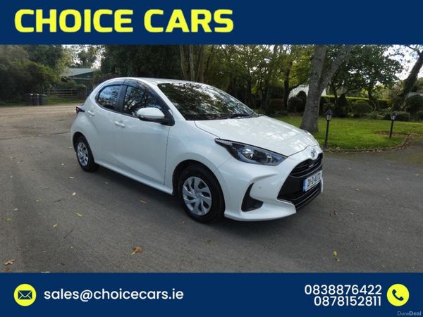 Toyota Yaris Hatchback, Petrol, 2021, White