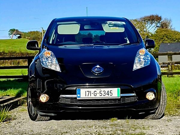 Nissan Leaf Hatchback, Electric, 2017, Black