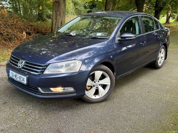 Volkswagen Passat Saloon, Diesel, 2013, Blue