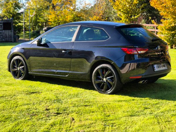 SEAT Leon Hatchback, Diesel, 2013, Black
