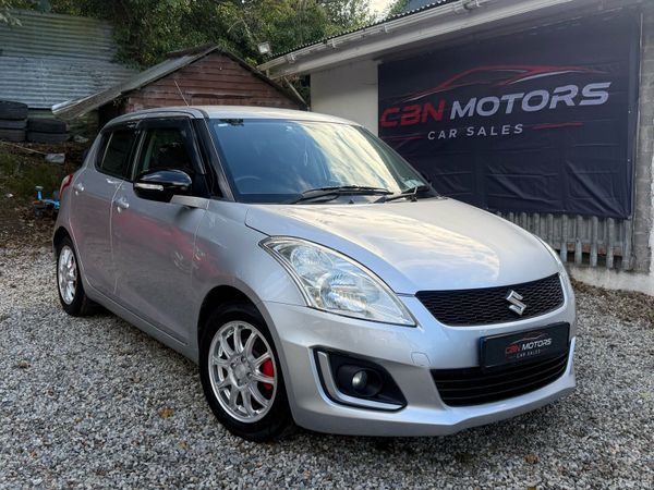 Suzuki Swift Hatchback, Petrol, 2014, Silver