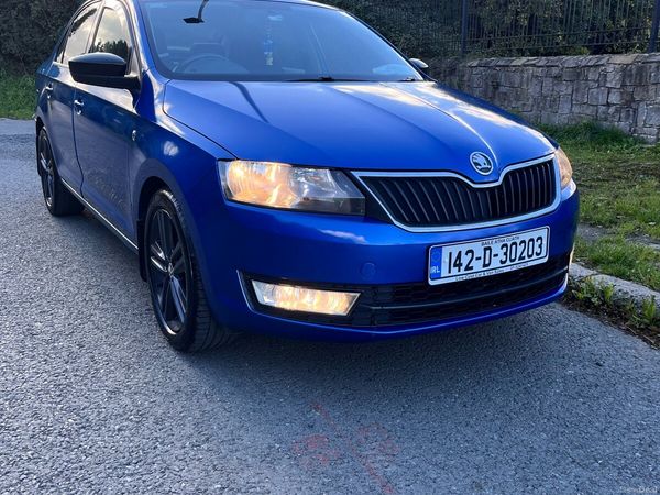 Skoda Rapid Hatchback, Petrol, 2014, Blue