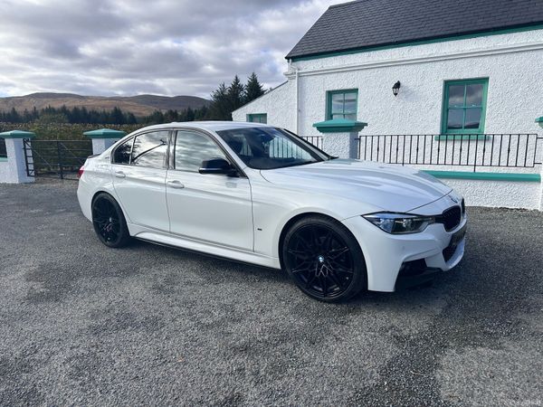BMW 3-Series Saloon, Petrol Plug-in Hybrid, 2017, White