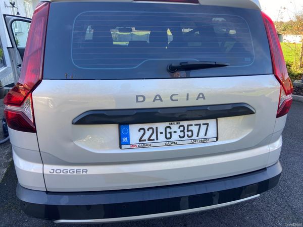 Dacia Jogger MPV, Petrol, 2022, Grey