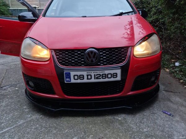 Volkswagen Golf Hatchback, Petrol, 2008, Red