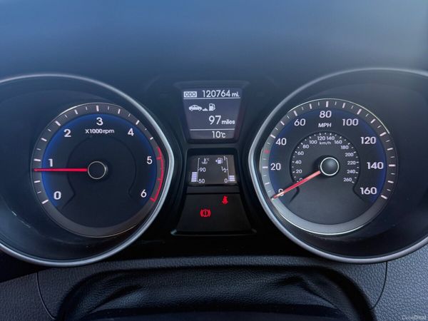 Hyundai i30 Hatchback, Diesel, 2014, Grey