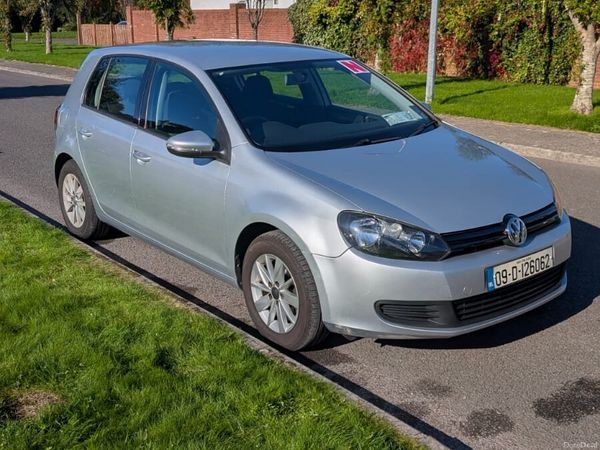 Volkswagen Golf Hatchback, Petrol, 2009, Silver