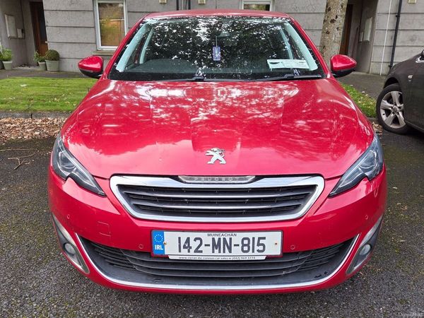 Peugeot 308 Hatchback, Diesel, 2014, Red