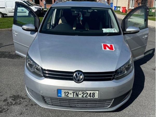 Volkswagen Touran MPV, Diesel, 2012, Silver