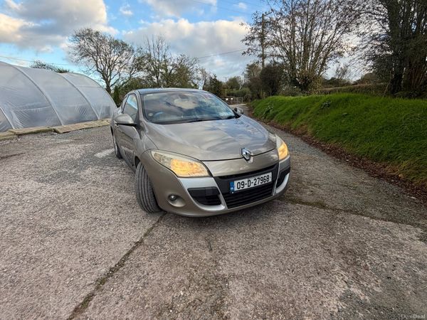 Renault Megane Coupe, Diesel, 2009, Gold