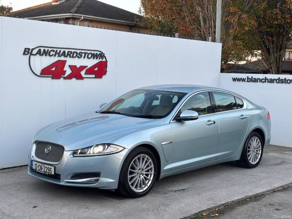 Jaguar XF Saloon, Diesel, 2012, Blue
