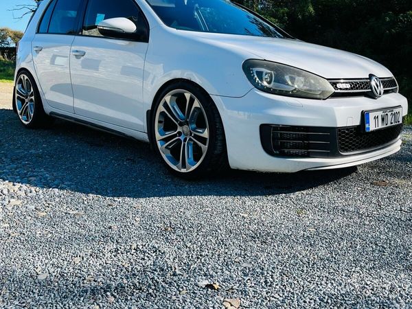 Volkswagen Golf Hatchback, Diesel, 2011, White