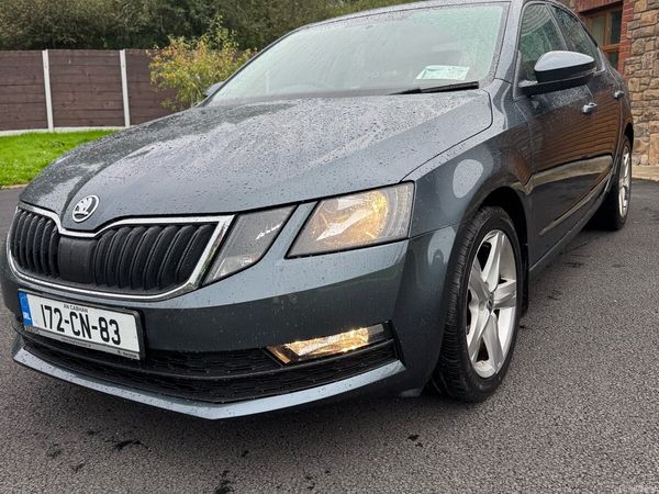 Skoda Octavia Saloon, Petrol, 2017, Grey