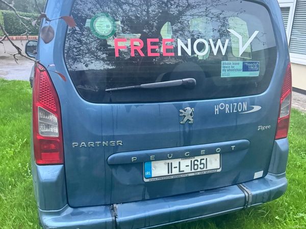 Peugeot Partner Tepee MPV, Diesel, 2011, Blue