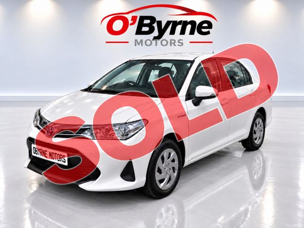Toyota Corolla Saloon, Petrol Hybrid, 2020, White