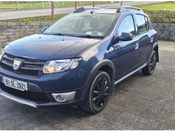 Dacia Sandero Stepway Hatchback, Diesel, 2016, Blue