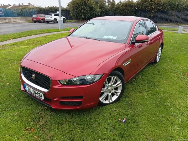 Jaguar XE Saloon, Diesel, 2015, Red